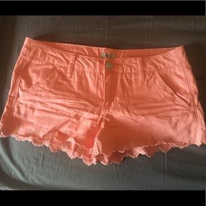 BKE Scalloped Shorts